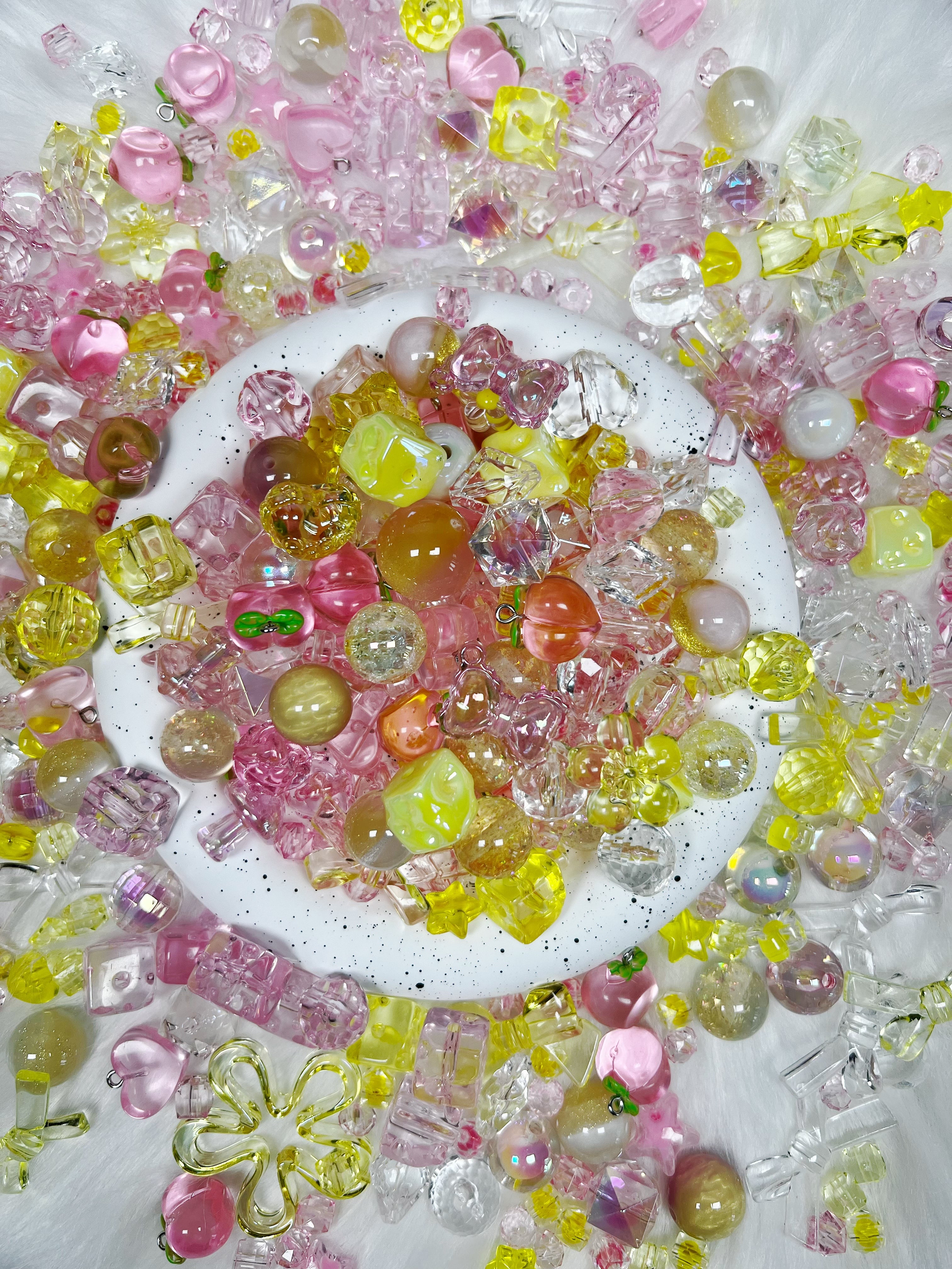 [Umi] Acrylic Beads Mix 16mm for DIY Projects Bracelets Phone Charms Necklaces Beadable Pens Anklets Hair Beads Bag Chains Earrings Rings Hair Ropes Handmade Gifts Beaded Jewelry
