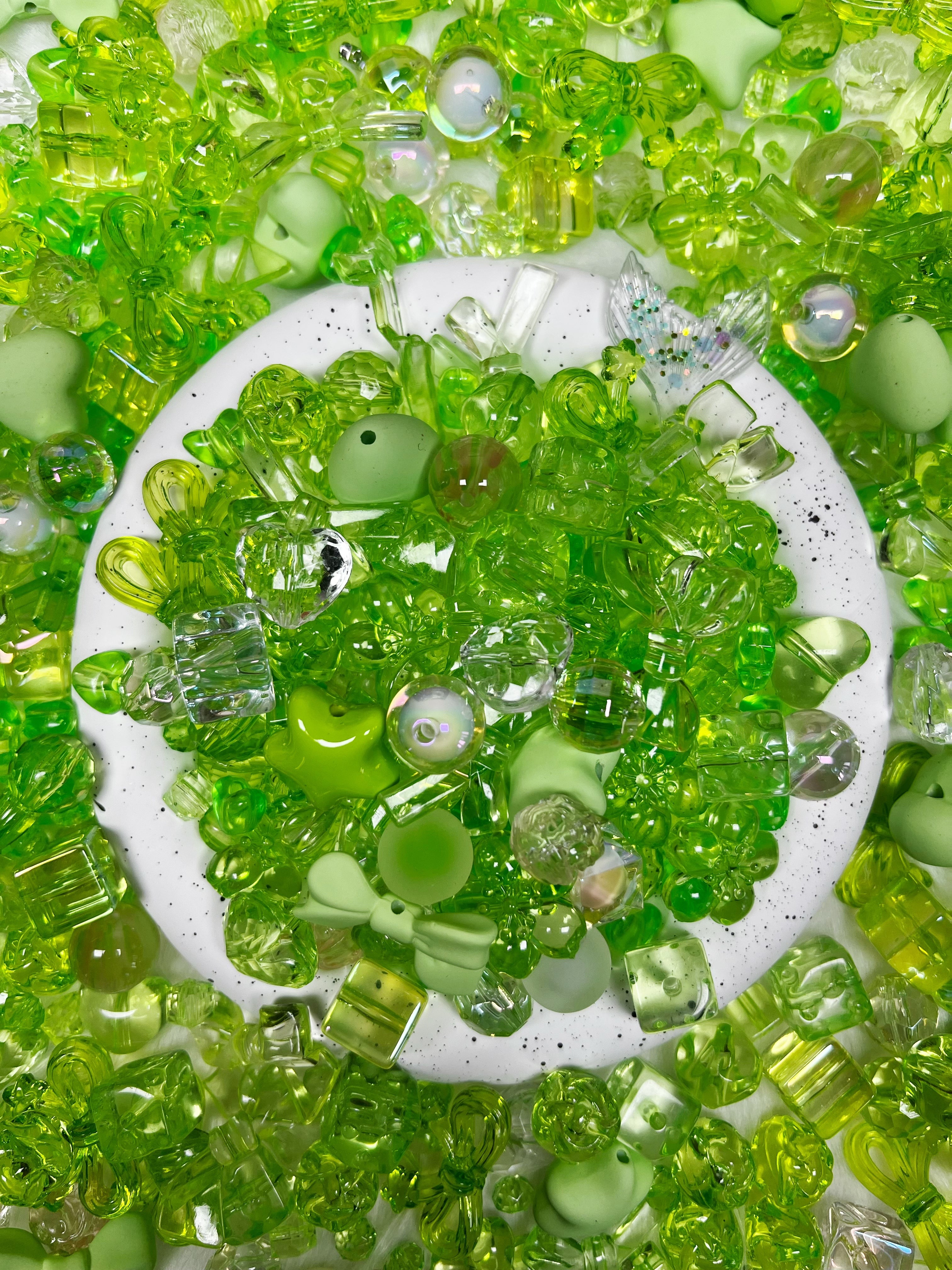 [Umi] Acrylic Beads Mix 16mm for DIY Projects Bracelets Phone Charms Necklaces Beadable Pens Anklets Hair Beads Bag Chains Earrings Rings Hair Ropes Handmade Gifts Beaded Jewelry